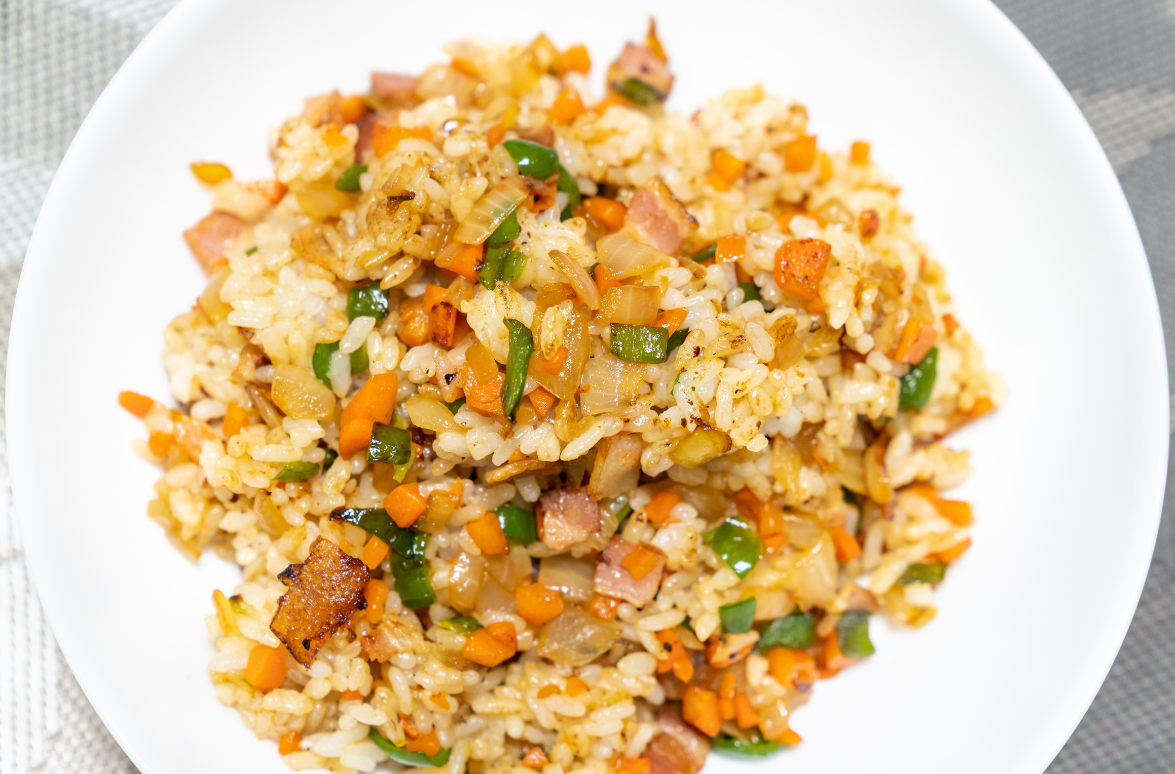 Photo of handmade fried rice that looks delicious